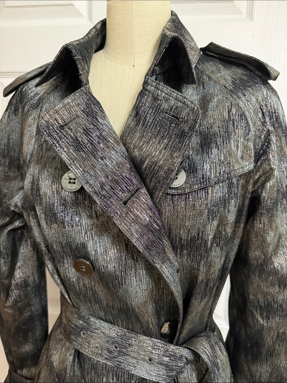 Burberry Charcoal and Black Patterned Double-Breasted Trench Coat - Picture 6 of 10